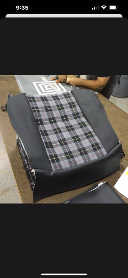 Volkswagen-1968-red-10