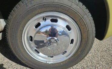 Volkswagen-Karmann-ghia-1969-8