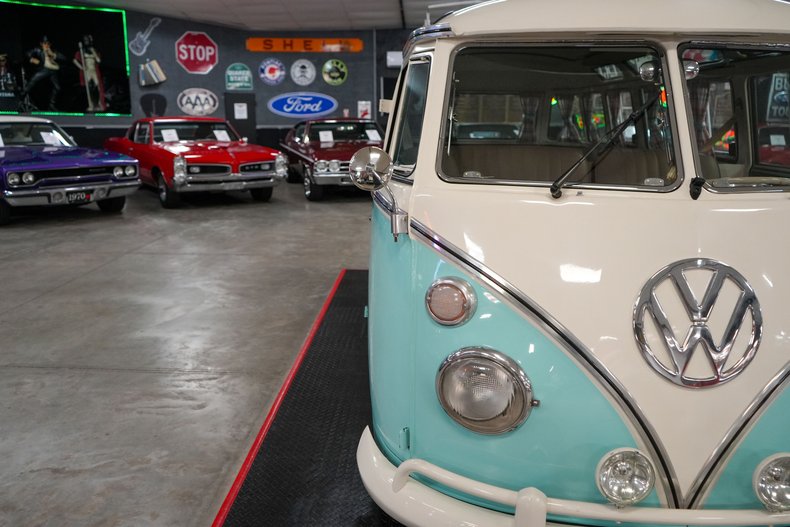 Volkswagen-Other-1973-Light-Blue-Blue-10