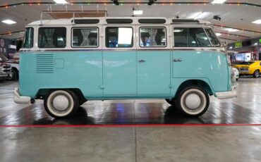 Volkswagen-Other-1973-Light-Blue-Blue-30