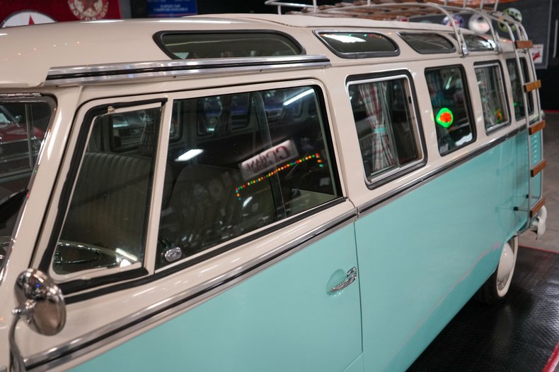 Volkswagen-Other-1973-Light-Blue-Blue-36