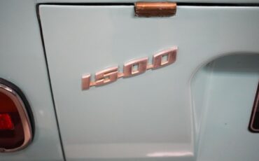 Volkswagen-Other-1973-Light-Blue-Blue-47