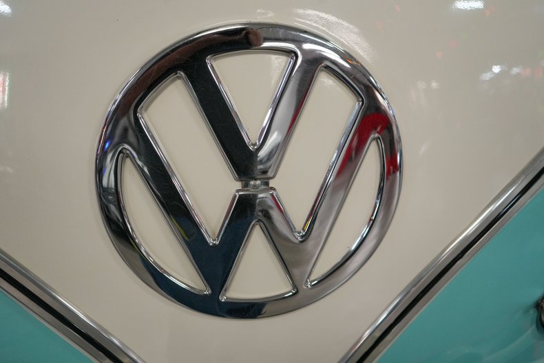 Volkswagen-Other-1973-Light-Blue-Blue-48