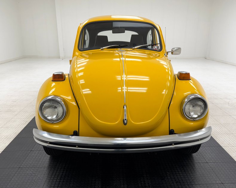 Volkswagen-Super-beetle-1971-Lemon-Yellow-Black-15