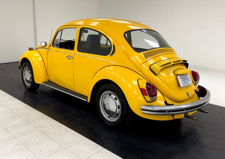 Volkswagen-Super-beetle-1971-Lemon-Yellow-Black-2