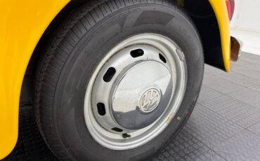 Volkswagen-Super-beetle-1971-Lemon-Yellow-Black-20