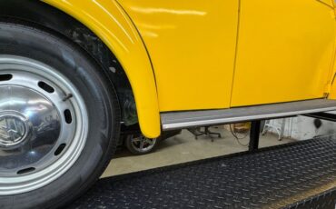 Volkswagen-Super-beetle-1971-Lemon-Yellow-Black-26