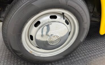 Volkswagen-Super-beetle-1971-Lemon-Yellow-Black-5