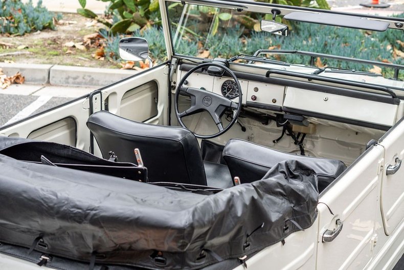 Volkswagen-Thing-1973-White-Black-17