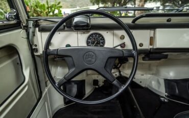 Volkswagen-Thing-1973-White-Black-19