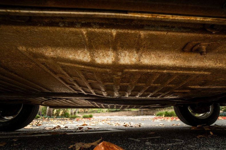 Volkswagen-Thing-1973-White-Black-36