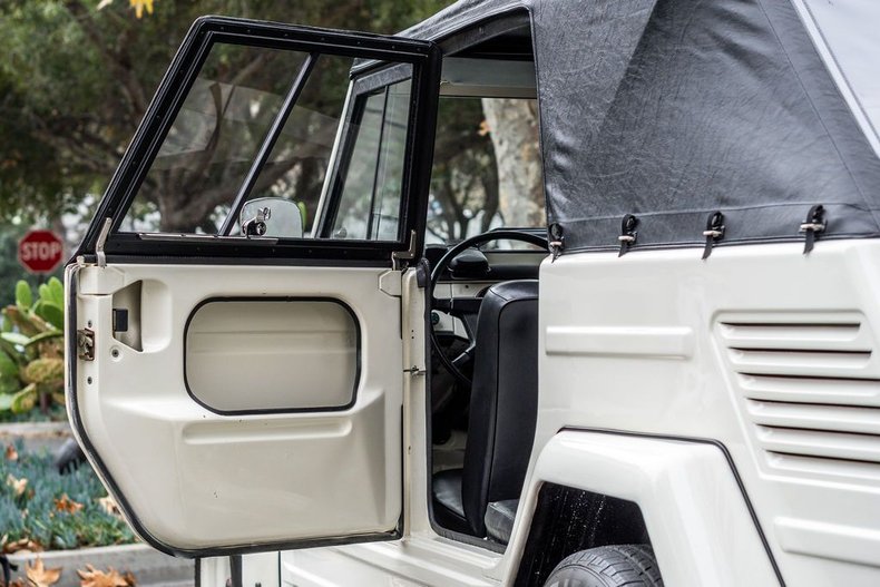 Volkswagen-Thing-1973-White-Black-47