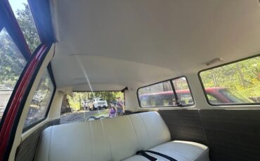 Volkswagen-Transporter-1969-Red-12