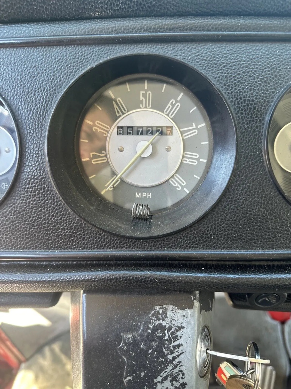 Volkswagen-Transporter-1969-Red-15