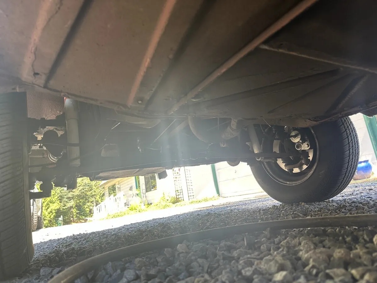 Volkswagen-Transporter-1969-Red-17