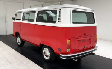 Volkswagen-Type-2-1979-Red-Black-10