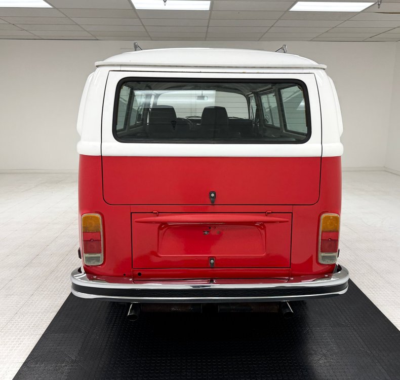 Volkswagen-Type-2-1979-Red-Black-11