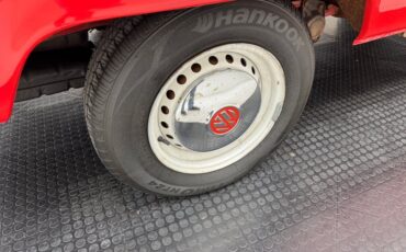 Volkswagen-Type-2-1979-Red-Black-20