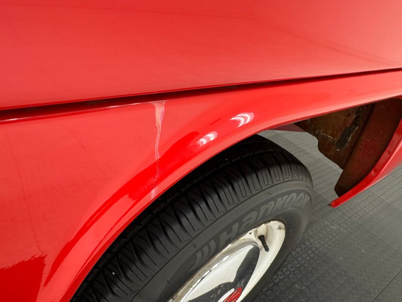 Volkswagen-Type-2-1979-Red-Black-23