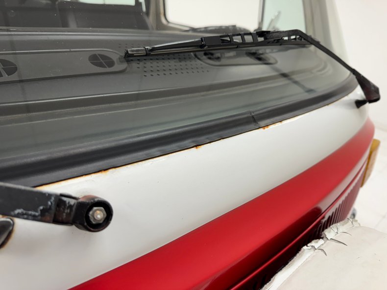 Volkswagen-Type-2-1979-Red-Black-24