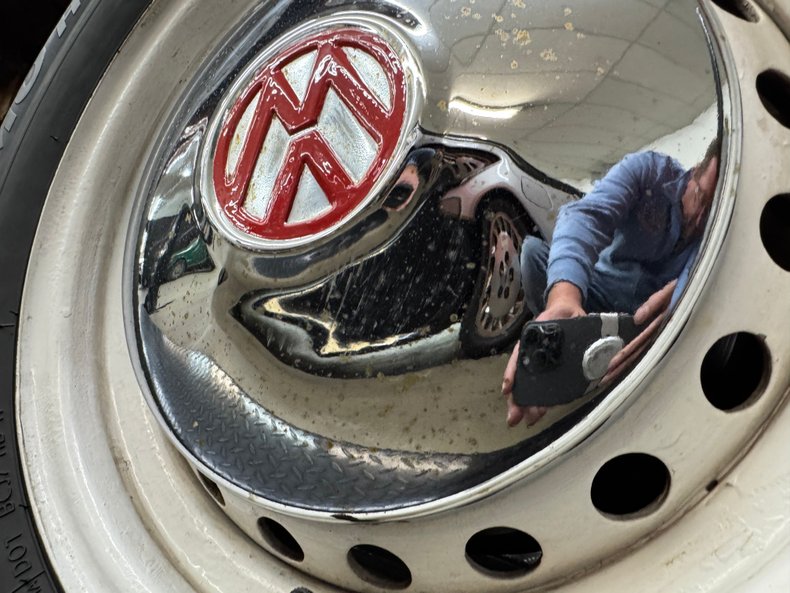 Volkswagen-Type-2-1979-Red-Black-43