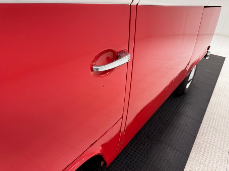 Volkswagen-Type-2-1979-Red-Black-46