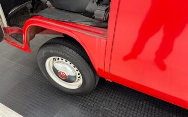 Volkswagen-Type-2-1979-Red-Black-47