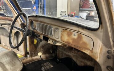 Volkswagen-beetle-1956-5