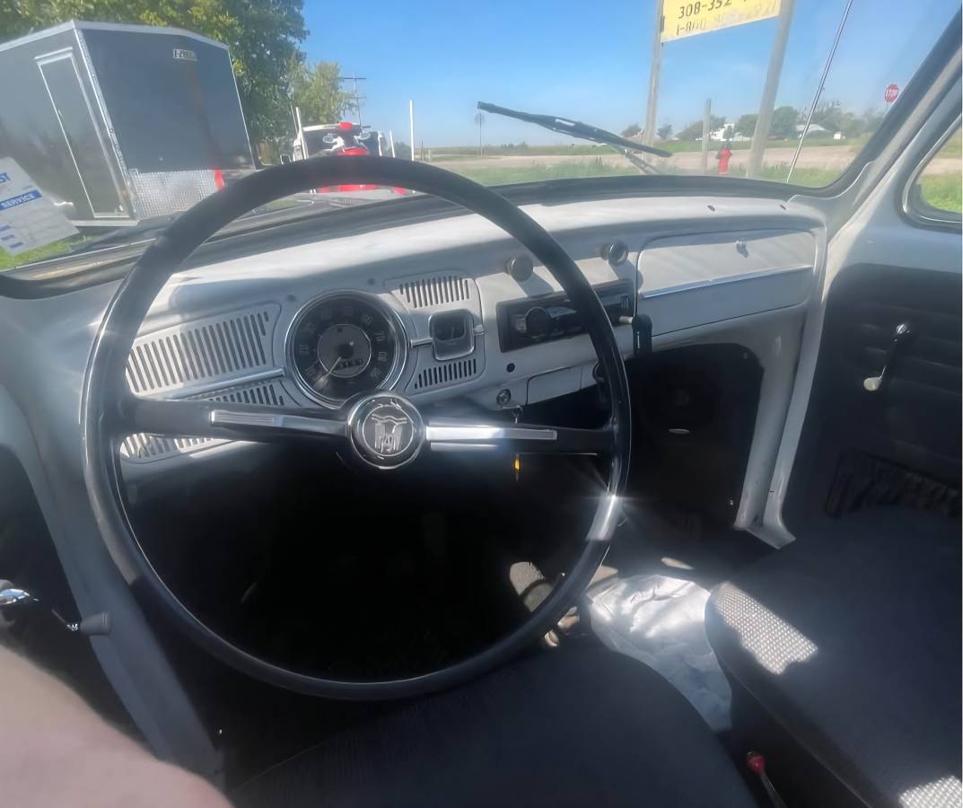 Volkswagen-beetle-1956-6