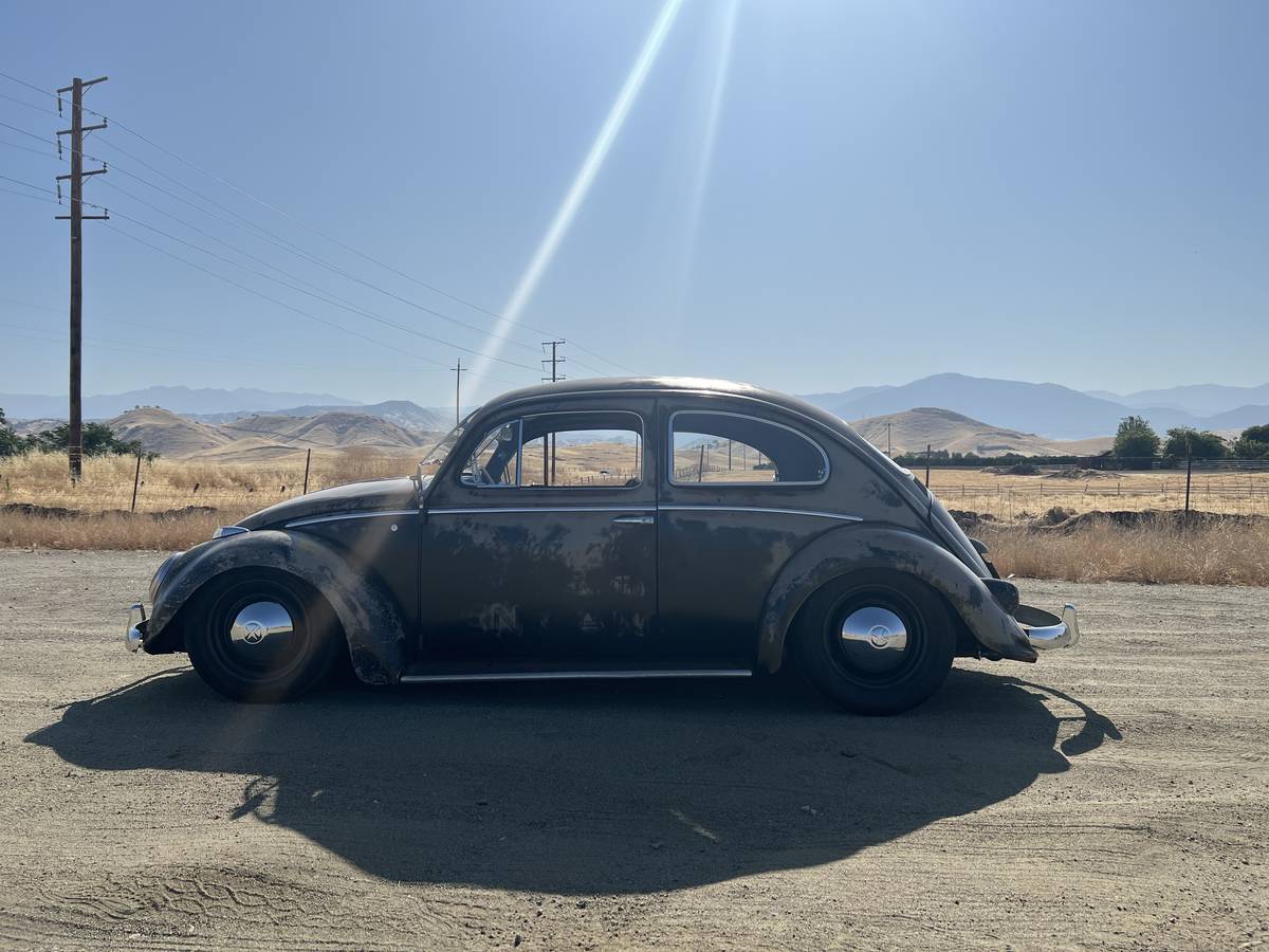 Volkswagen-beetle-1959-black-11