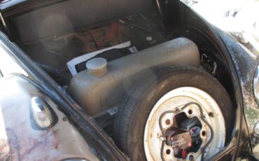 Volkswagen-beetle-1959-black-14