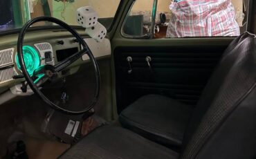 Volkswagen-beetle-1966-7