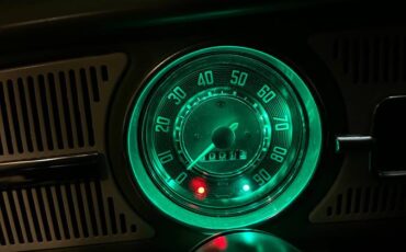 Volkswagen-beetle-1966-8