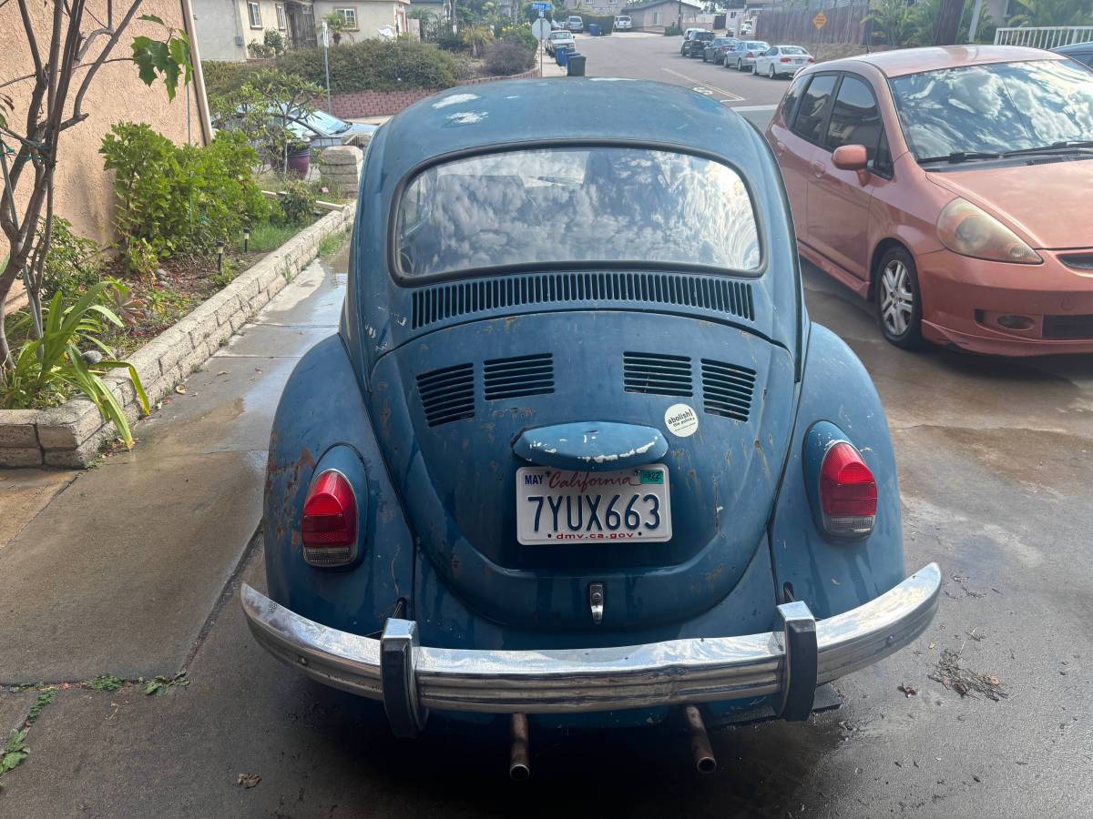 Volkswagen-beetle-1968-3