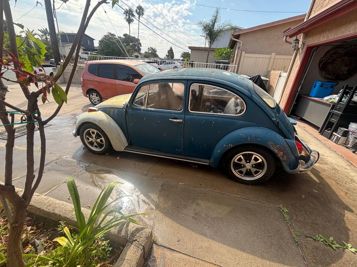 Volkswagen-beetle-1968-5