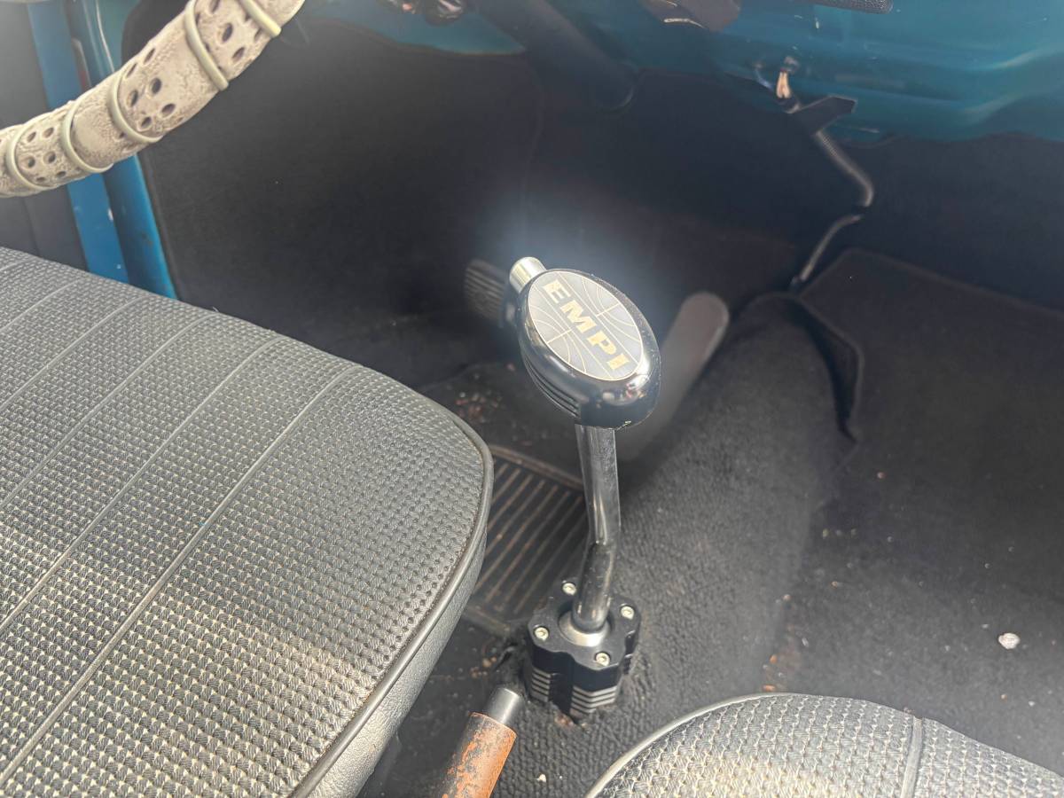 Volkswagen-beetle-1968-8