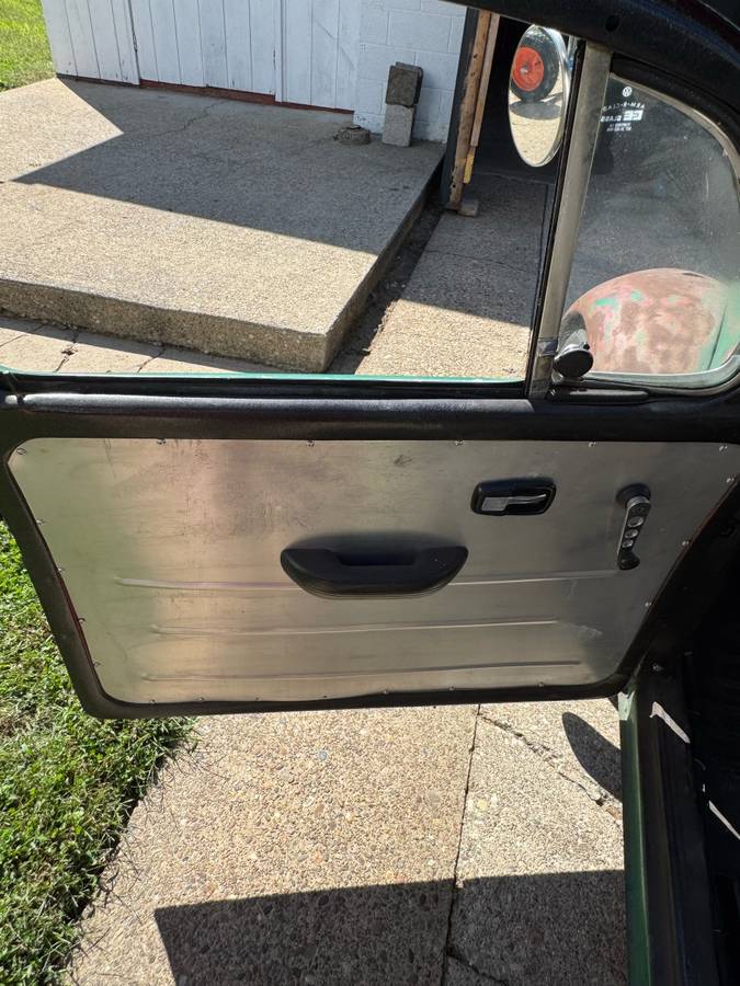 Volkswagen-beetle-1970-16