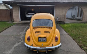Volkswagen-beetle-1970-yellow-2