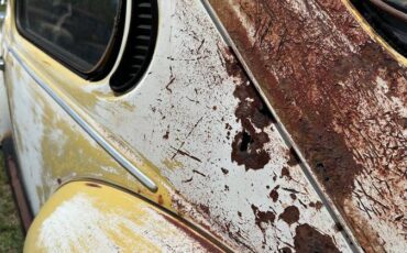 Volkswagen-beetle-1973-yellow-11