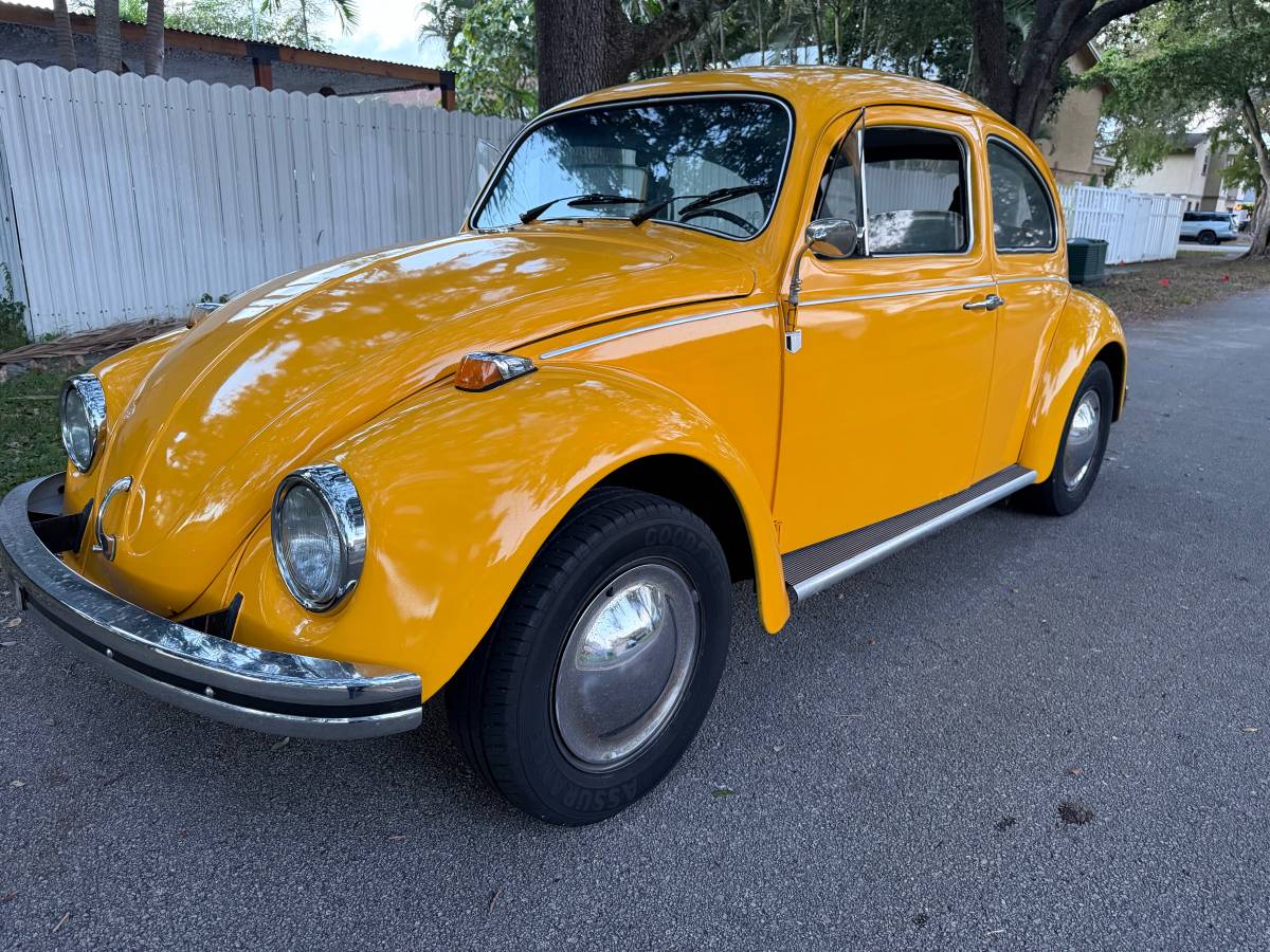 Volkswagen-beetle-1974-yellow-1