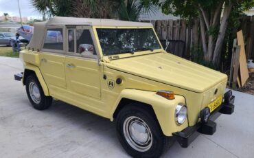 Volkswagen-beetle-1974-yellow