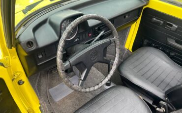 Volkswagen-beetle-cabriolet-1974-1