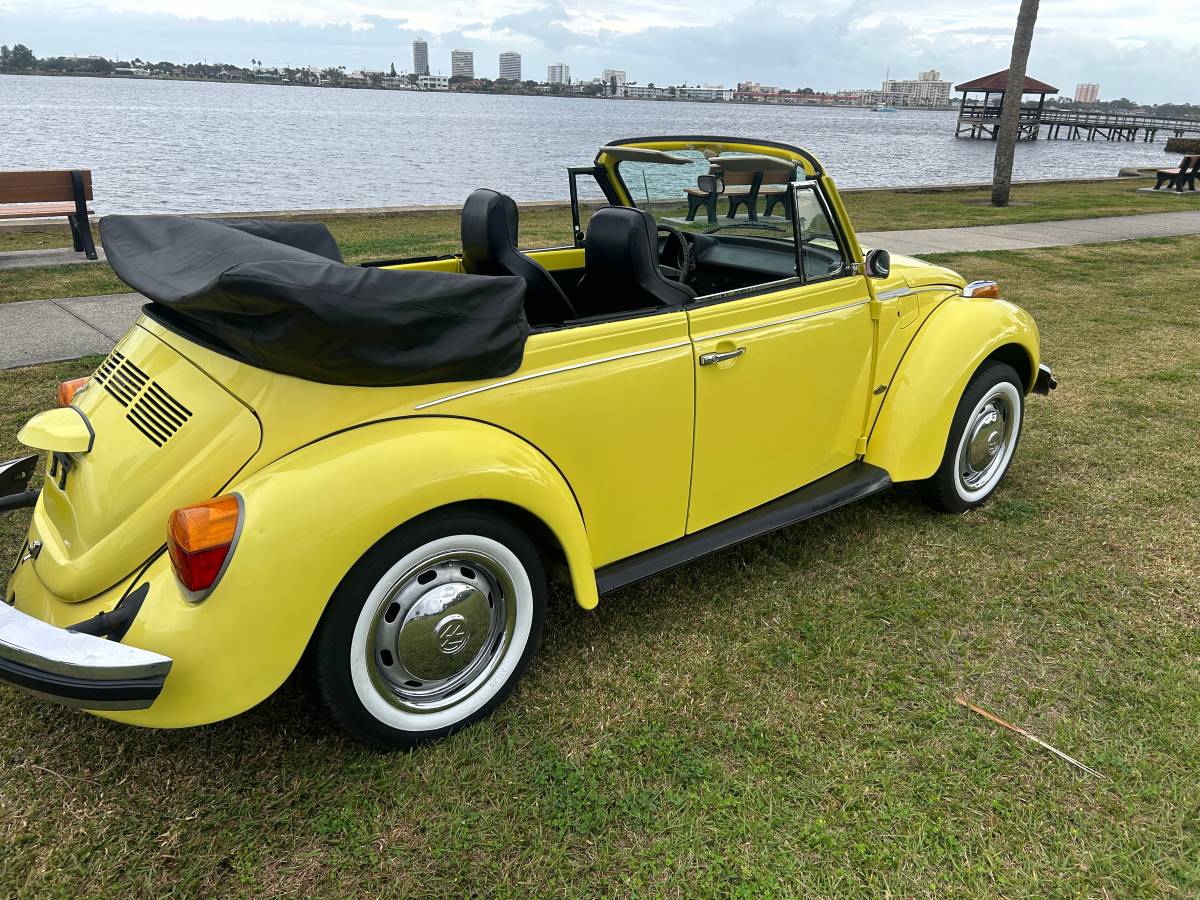 Volkswagen-beetle-cabriolet-1974-14