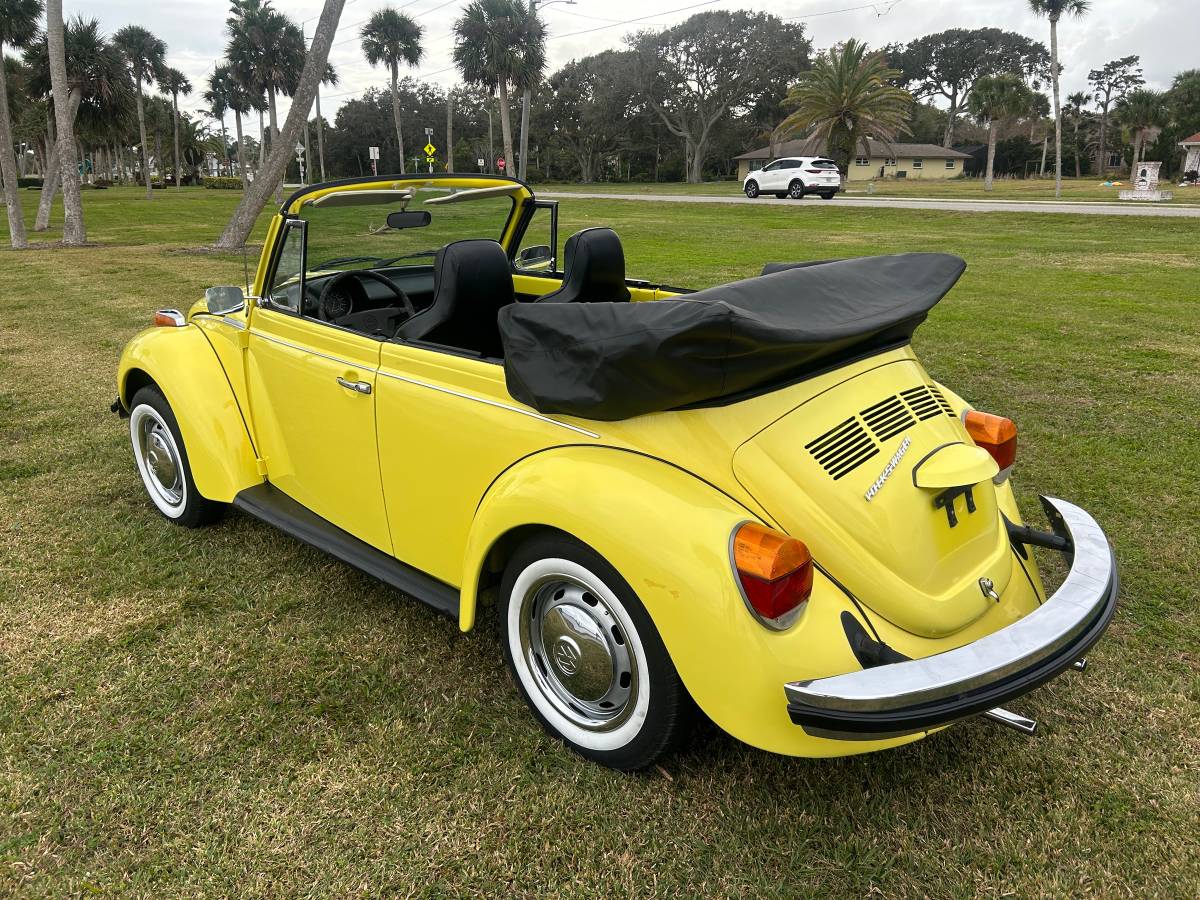 Volkswagen-beetle-cabriolet-1974-16