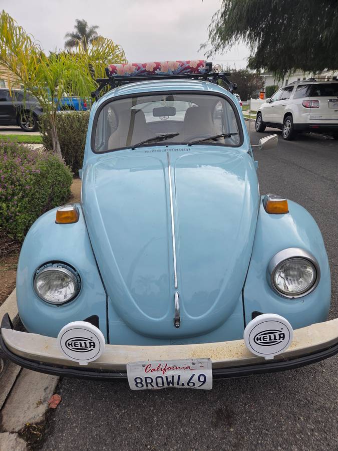 Volkswagen-bug-1974-blue