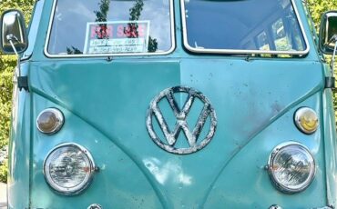 Volkswagen-bus-1964-green-2