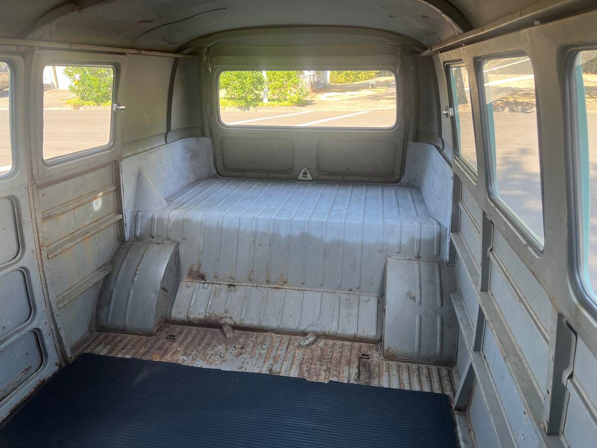 Volkswagen-bus-1964-green-6