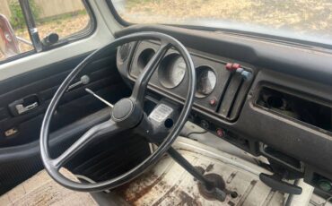 Volkswagen-bus-1971-2