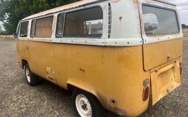 Volkswagen-bus-1971-4