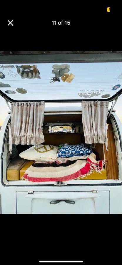 Volkswagen-bus-1972-10